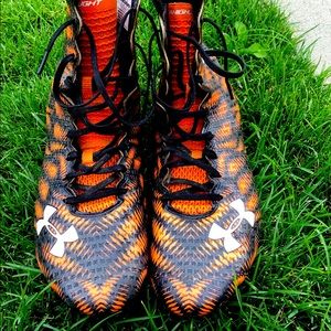 Under Armour “Highlight” tall football cleats